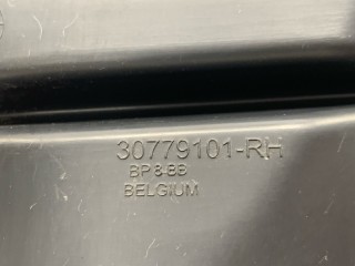 Рамка ПТФ передняя правая, ориг. номер 30779101, Volvo V50 2007-2012