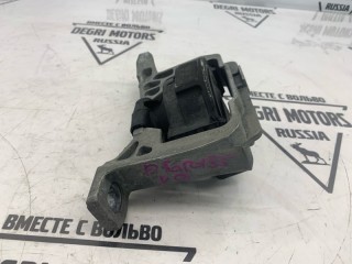 Опора двигателя задняя правая, ориг. номер 31375739, Volvo V50 2007-2012