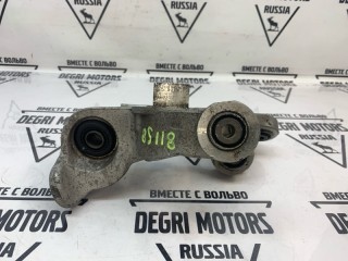 Кулак задний правый, ориг. номер 30666468, Volvo XC70 2004-2007