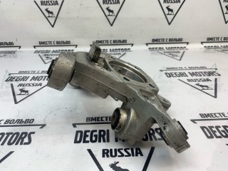 Кулак задний правый, ориг. номер 30666468, Volvo XC70 2004-2007