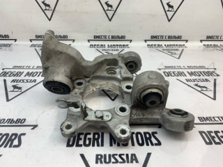 Кулак задний правый, ориг. номер 30666468, Volvo V70 2000-2004