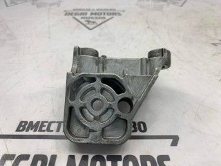Кронштейн двигателя передний, ориг. номер 30741567, Volvo S60 2004-2010