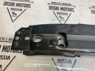Усилитель бампера передний, ориг. номер 31253241, Volvo V70