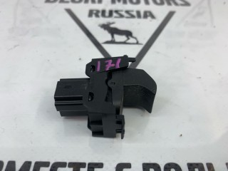 Кнопка стеклоподъемника передняя, ориг. номер 30773214, Volvo C30 2006-2009