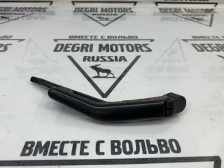 Поводок стеклоочистителя передний правый, ориг. номер 9484440, Volvo V70 2000-2004