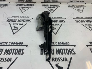 Петля капота передняя левая, ориг. номер 31385810, Volvo V70 2007-2013