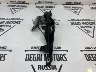 Петля капота передняя левая, ориг. номер 31385814, Volvo XC60 2008-2013
