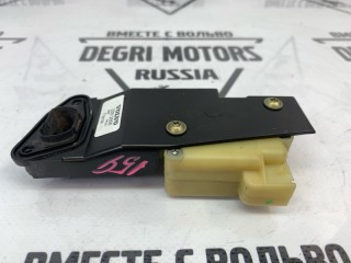 Замок лючка бензобака, ориг. номер 30612856, Volvo V70 2004-2007