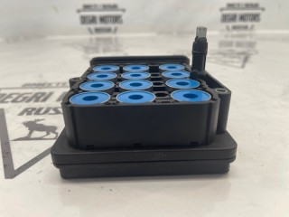 Блок ABS, ориг. номер 30793452, Volvo V70 2004-2007