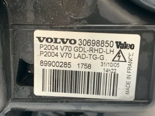 Фара передняя левая, ориг. номер 30698846, Volvo V70 2004-2007