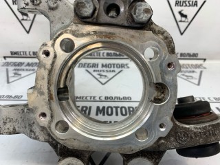 Кулак задний правый, ориг. номер 33326770924, BMW 525i E61 2002-2007