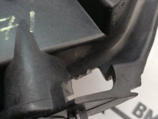 Кронштейн бампера передний правый, ориг. номер 30763436, Volvo XC60 2008-2013