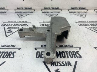 Кронштейн правый, ориг. номер 30680710, Volvo XC90 2006-2014