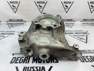 Кулак передний правый, ориг. номер 31216753462, BMW 740i E65 2005-2008