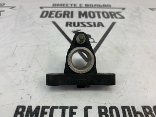 Кронштейн датчика коленвала, ориг. номер 30637803, Volvo V70 2000-2004