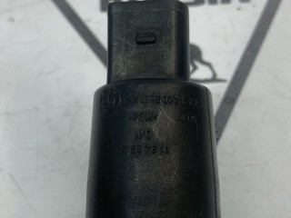 Насос омывателя лобового, ориг. номер DMC000010, Land Rover Range Rover L322 2002-2005