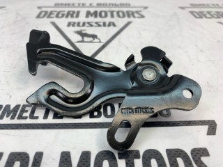 Крюк капота, ориг. номер 31425791, Volvo V40 2012-2017