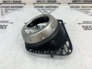 Рамка ПТФ передняя правая, ориг. номер LR024326, Land Rover Range Rover L322 2009-2012