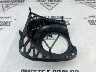 Рамка ПТФ передняя правая, ориг. номер LR024326, Land Rover Range Rover L322 2009-2012