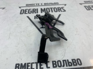 Крюк капота, ориг. номер 31278341, Volvo V70 2007-2013