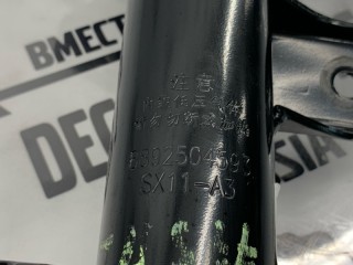Стойка подвески передняя левая, ориг. номер 4013098500, Geely Coolray SX11 2019-2024