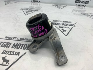 Опора двигателя правая, ориг. номер 30793318, Volvo XC60 2008-2013