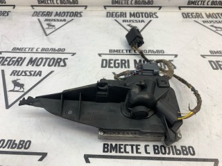 Блок ксенона передний правый, ориг. номер 31213765, Volvo V50 2003-2007