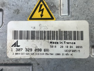 Блок ксенона передний левый, ориг. номер 31213766, Volvo V50 2003-2007