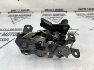 Замок капота правый, ориг. номер 51237183762, BMW 530i F10 2009-2013
