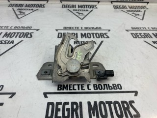 Крюк капота, ориг. номер 30716530, Volvo V50 2003-2007