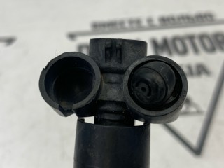 Форсунка омывателя фары передняя левая, ориг. номер 61677179311, BMW 530i F10 2009-2013