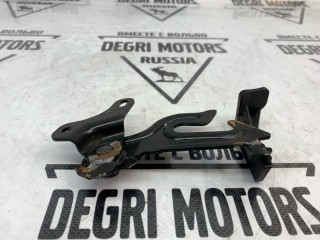 Крюк капота, ориг. номер 31402332, Volvo XC60 2008-2013