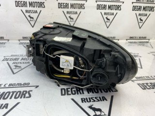 Фара ксеноновая передняя правая, ориг. номер 32206145, Volvo V50 2007-2012