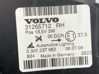 Фара ксеноновая передняя правая, ориг. номер 32206145, Volvo V50 2007-2012