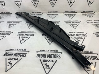 Накладка передней панели, ориг. номер 51647200690, BMW 530i F10 2009-2013