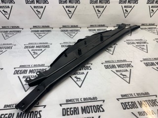 Накладка передней панели, ориг. номер 51647200690, BMW 530i F10 2009-2013