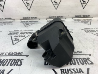 Бачок вентиляции картерных газов, ориг. номер 8692211, Volvo XC70 2004-2007