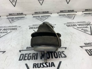 Опора двигателя передняя левая, ориг. номер 30778951, Volvo XC90 2002-2006