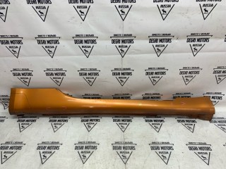Накладка порога правая, ориг. номер 76852CD040, Nissan Fairlady Z 2002-2005