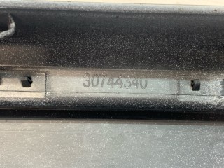Накладка порога правая, ориг. номер 39873546, Volvo V70 2004-2007