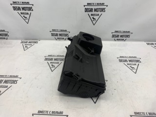 Корпус воздушного фильтра, ориг. номер 30677718, Volvo V70 2007-2013