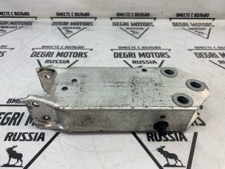 Кронштейн передний правый, ориг. номер 51117253877, BMW 530i F10 2009-2013