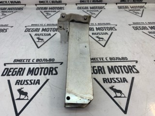 Кронштейн передний левый, ориг. номер 51117158873, BMW 530i F10 2009-2013