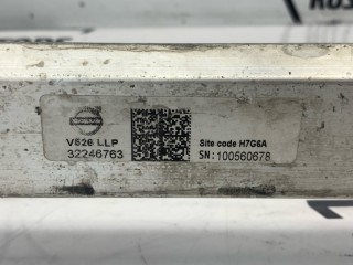Усилитель бампера, ориг. номер 32246763, Volvo XC90 2019-2024