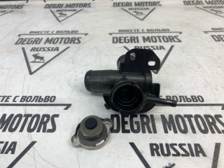 Горловина радиатора, ориг. номер 215173TS0B, Nissan Teana L33 2014-2020