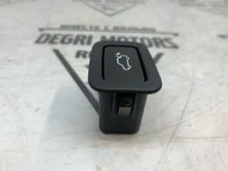 Кнопка багажника, ориг. номер 31412055, Volvo XC60 2013-2017