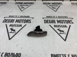 Поворотник передний правый, ориг. номер 30722642, Volvo V70 2000-2004