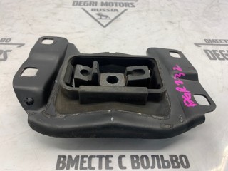 Кронштейн КПП, ориг. номер 31359779, Volvo C30 2009-2013
