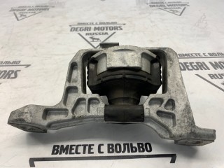 Опора двигателя правая, ориг. номер 31375739, Volvo C30 2009-2013