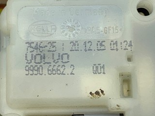 Замок багажника задний, ориг. номер 31253047, Volvo V70 2004-2007